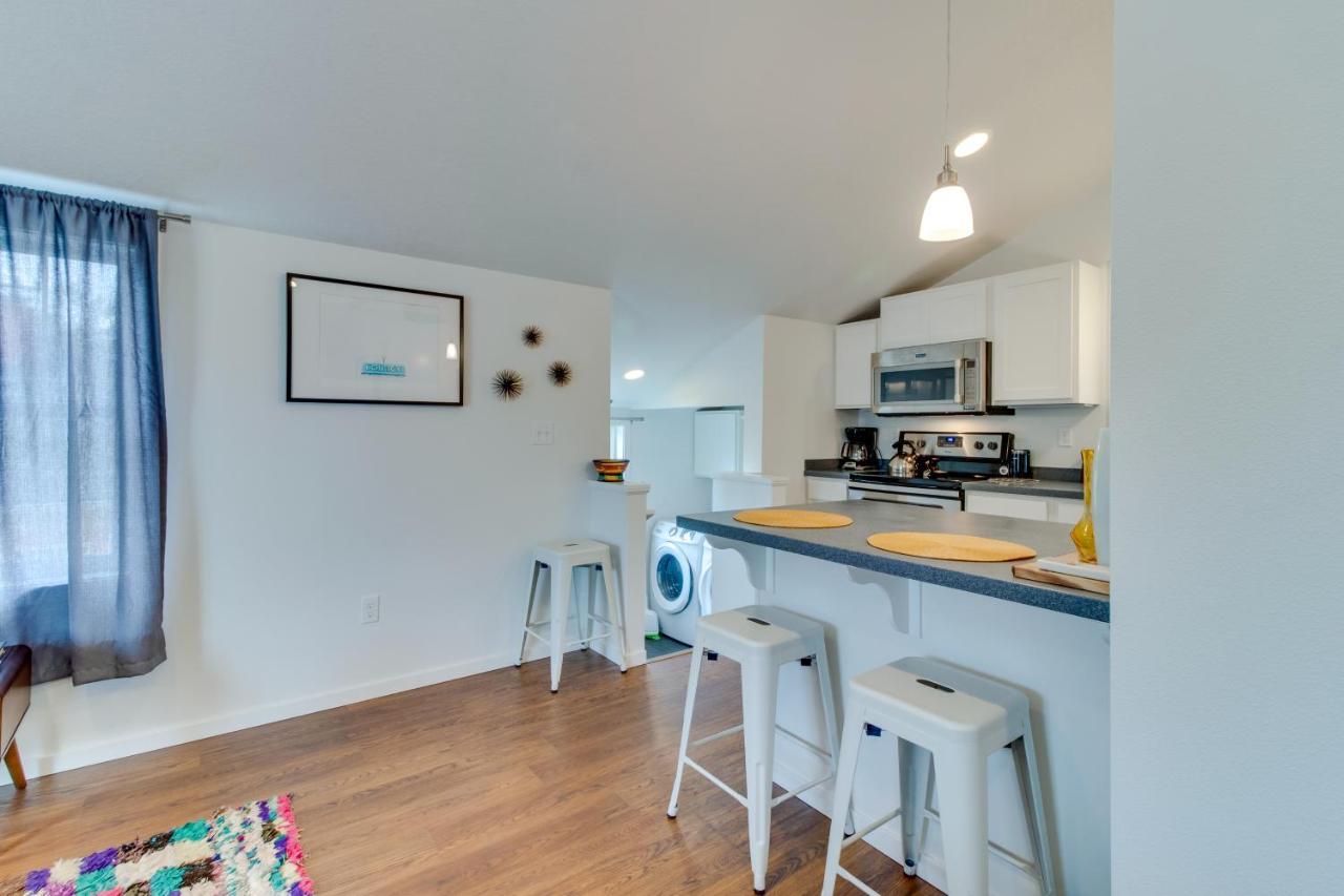 New Portland Neighborhood Studio Exterior photo