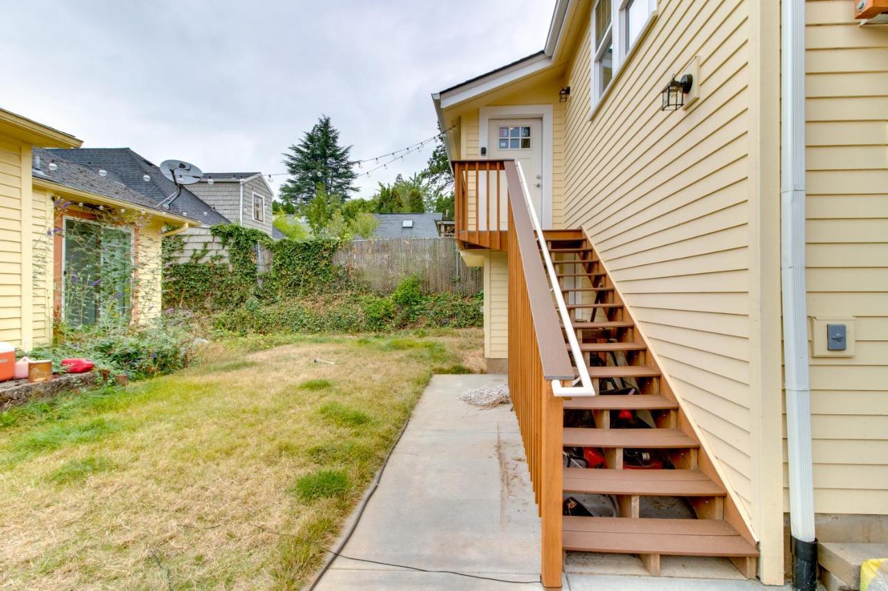 New Portland Neighborhood Studio Exterior photo